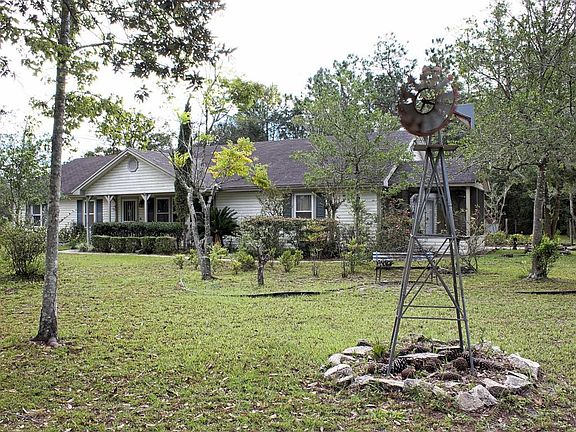 3rd image of 3558 Southern Pines Dr