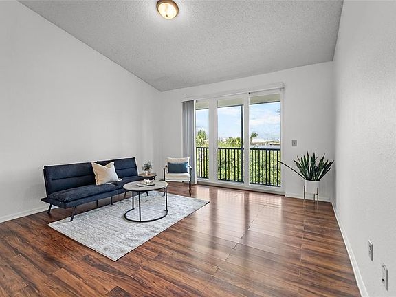 5th image of 1109 NORMANDY TRACE ROAD #1109