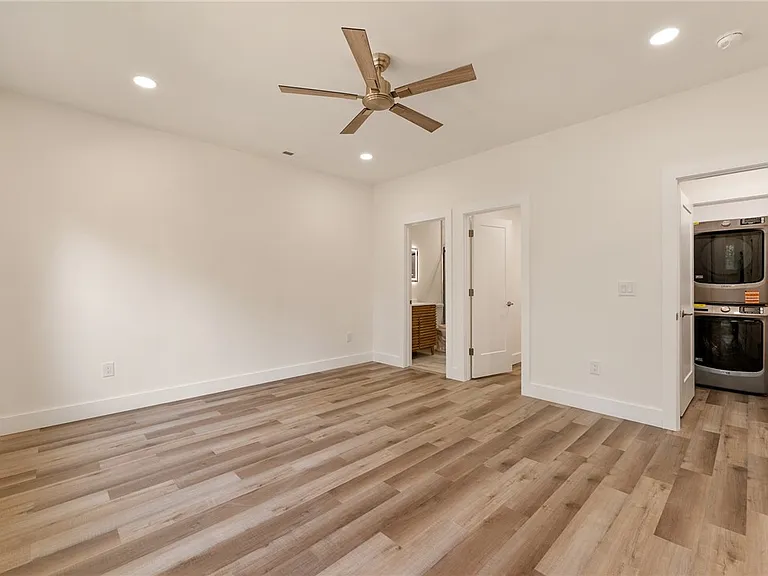 111 & 113 Shannandoah Dr — Photo 14