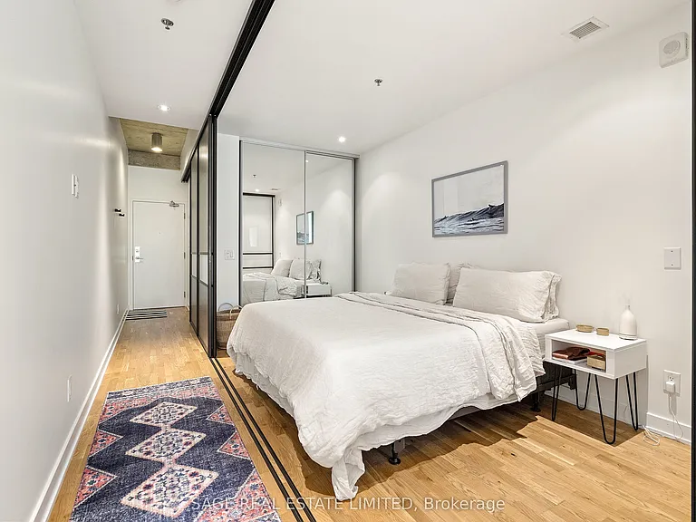 8 Dovercourt Rd #216 — Photo 6