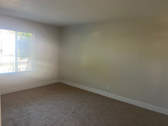 4th image of 1577 Elizabeth Ave Unit 1