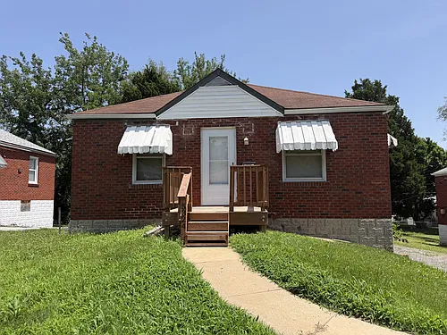 5324 Fletcher St Photo 1