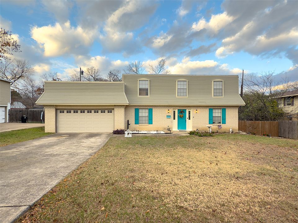 1st image of 615 Wilson Ct