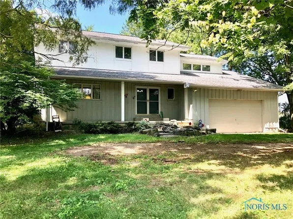 3902 S Dischinger Rd, Elmore, OH 43416