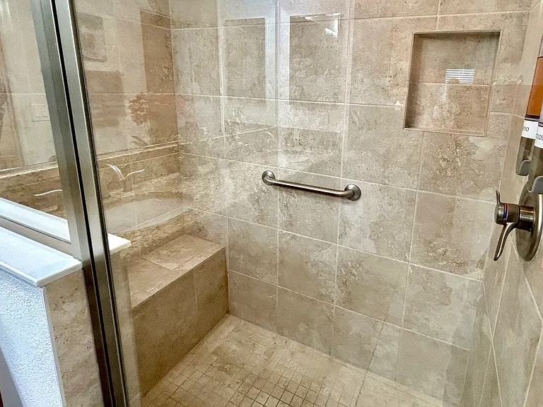 3425 Leelanau Ct — Photo 12
