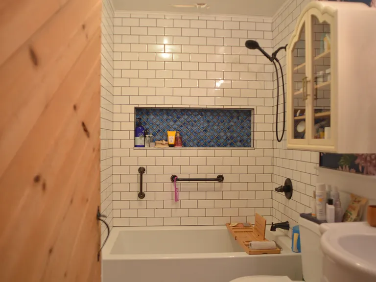 404 E Miller Rd — Photo 16