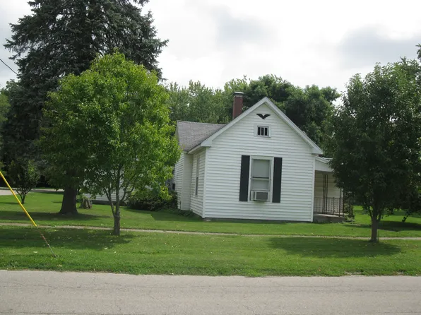 115 N 2nd St, Kingman, IN 47952