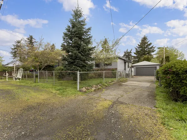 7611 SE Henderson St, Portland, OR 97206