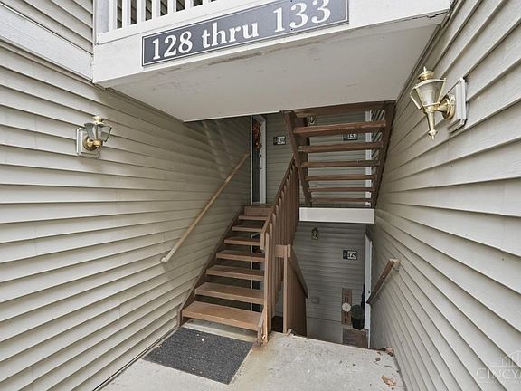 4th image of 130 High Ridge Ct