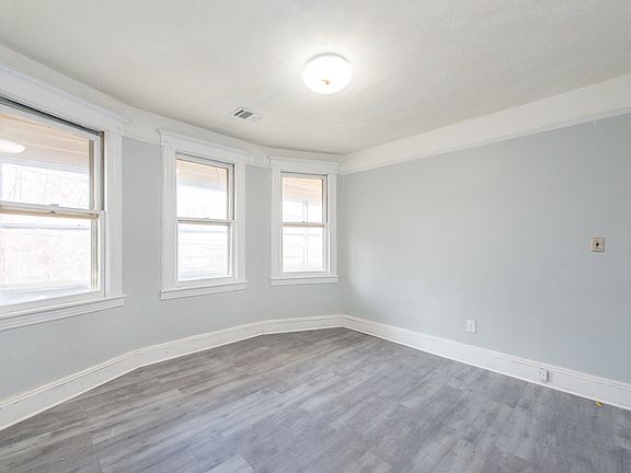 5th image of 51 Maple St #1