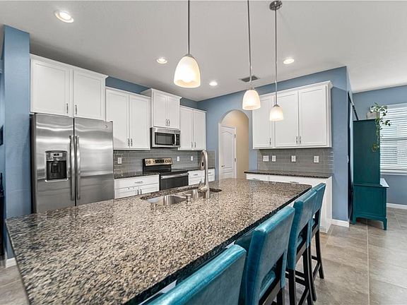4th image of 7852 Birdie Bend Way