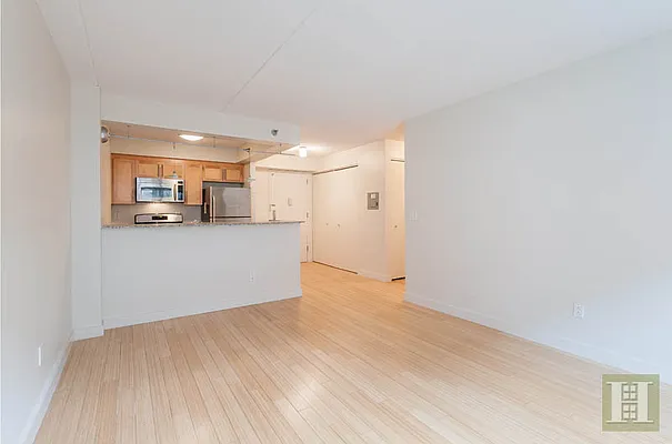 Rented by Halstead Real Estate | media 16