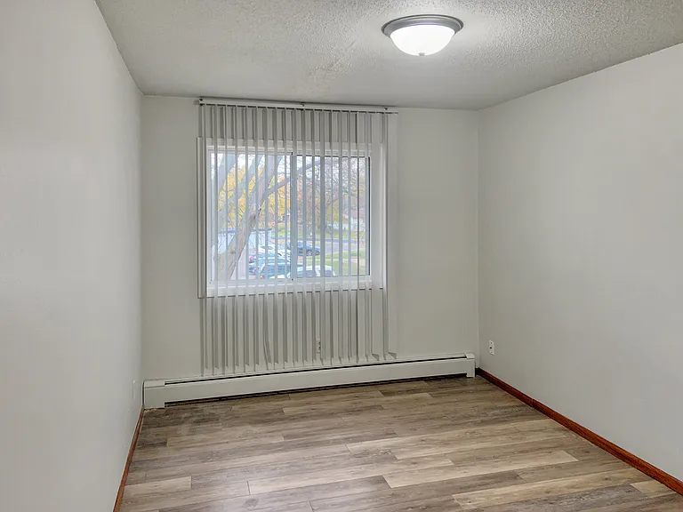 Tradewinds Apartments — Photo 17