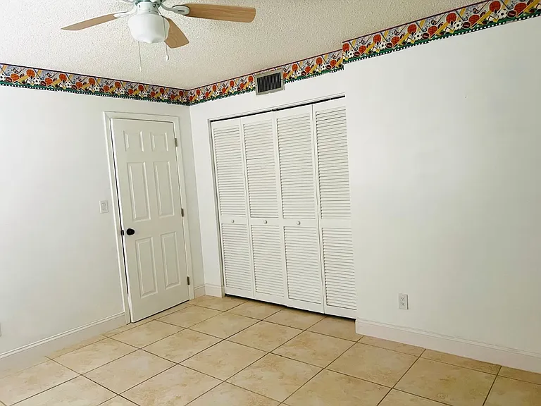 4147 NW 90th Ave — Photo 12