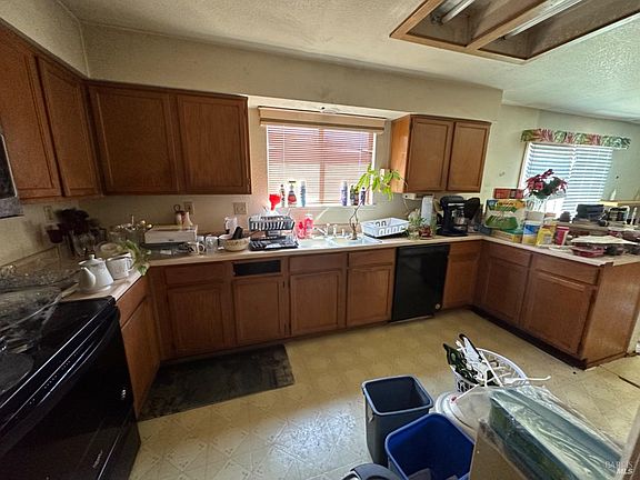 4th image of 2762 Woodmont Drive