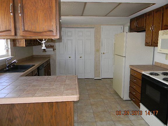 3rd image of 3501 Madison Dr
