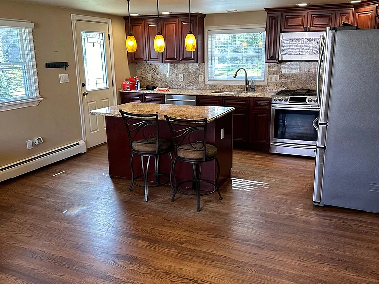 16 Meadow Rd — Photo 15