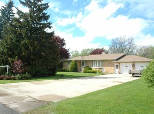 33512 120th St, Twin Lakes, WI 53181