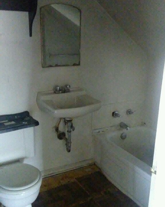 2nd image of 669 E Forteen Mile Rd #1