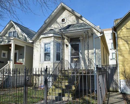 3rd image of 2450 N Richmond St