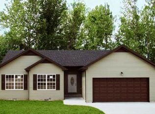 2312 River Rd, Clarksville, TN 37040