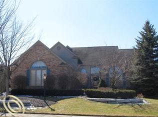 41765 Chesterfield Ct, Novi, MI 48375