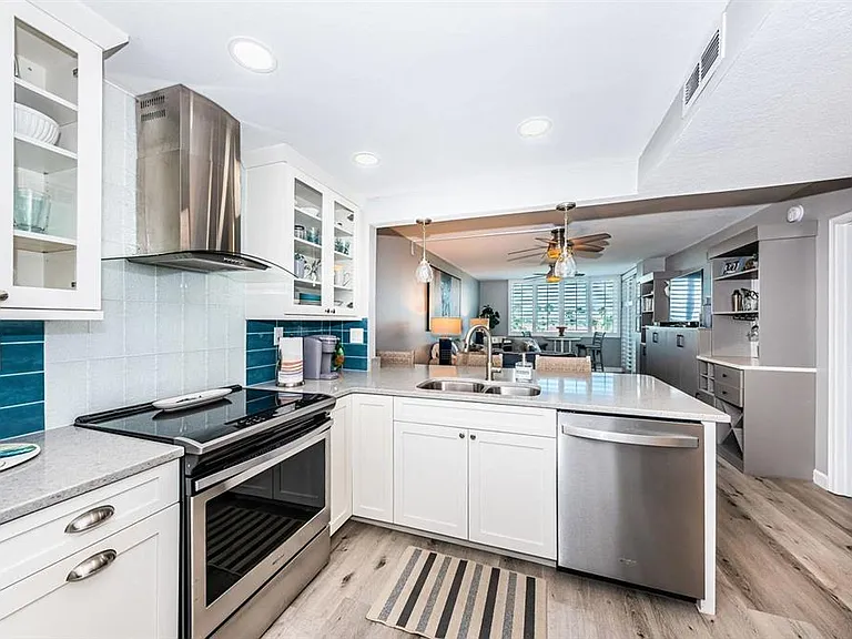 6295 Bahia Del Mar Cir #505 — Photo 5