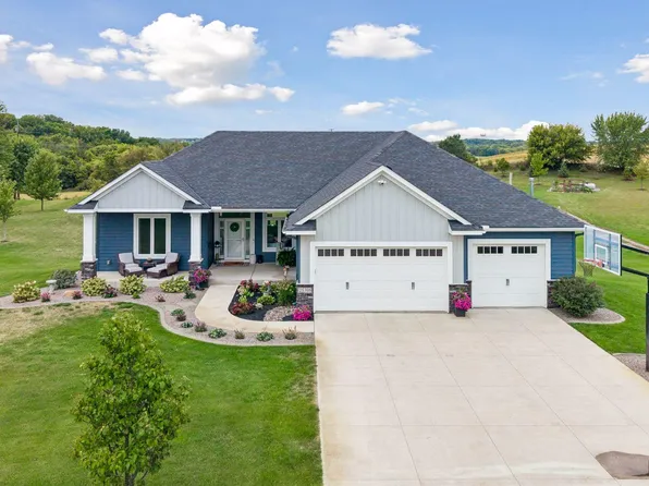 25398 Mardale Dr, Rogers, MN 55374