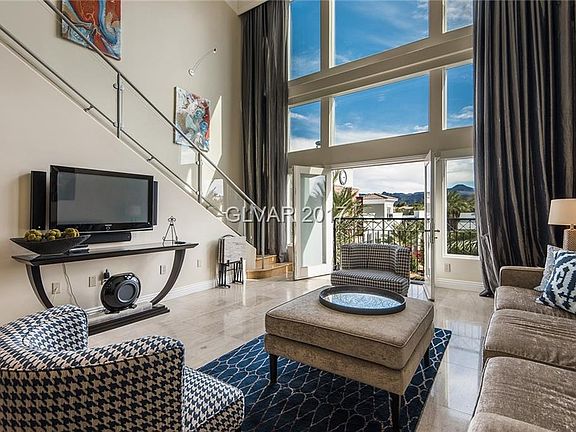 4th image of 2240 Village Walk Dr Unit 2309
