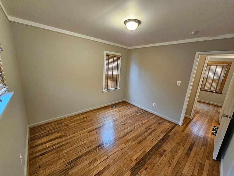 568 E Hudson Ave — Photo 26