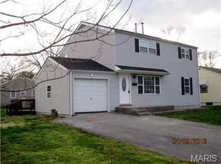 1000 Loekes Dr, Florissant, MO 63031