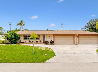 628 SE 21st St, Cape Coral, FL 33990