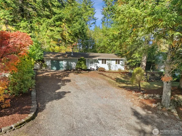 690 NE Larson Boulevard, Belfair, WA 98528