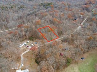 68 Walker Dr, Crossville, TN 38572