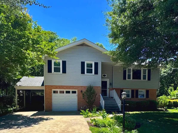 4407 Aragon Pl, Alexandria, VA 22309