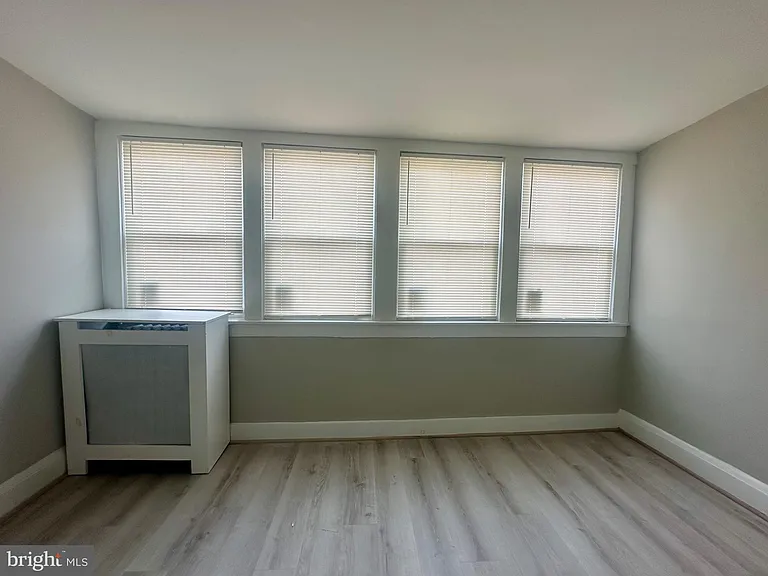 125 N Monastery Ave — Photo 13