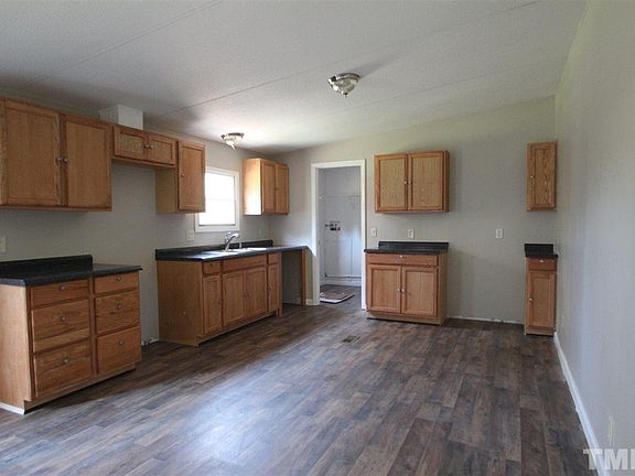 3rd image of 7036 Southern Ct