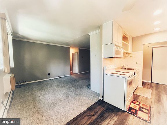 5th image of 335 E Lancaster Ave Unit F23