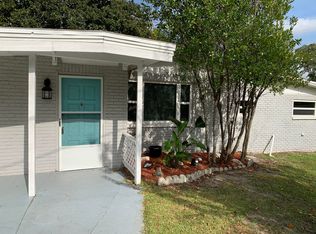 421 Parkwood Dr E, Orange Park, FL 32073