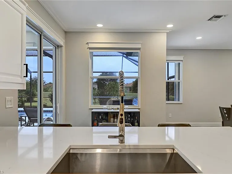 4707 Brixton Ct — Photo 9