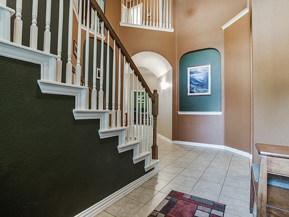 4th image of 3109 Luminara Dr