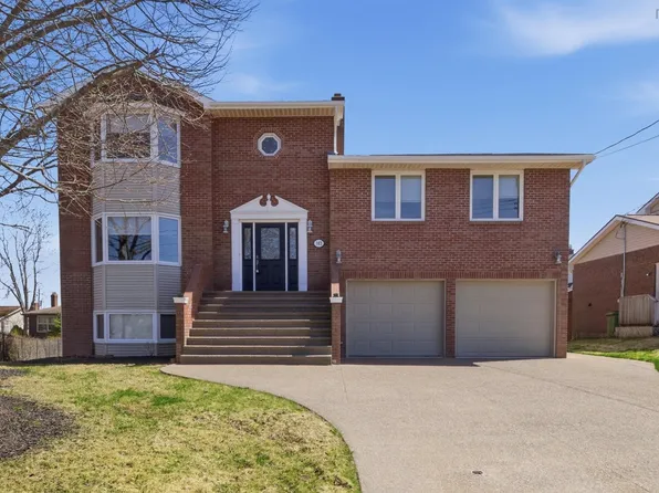 147 Flagstone Dr, Halifax, NS B2V 1Z7