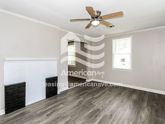 935721_003_wm_-_living_room_12902453.jpg