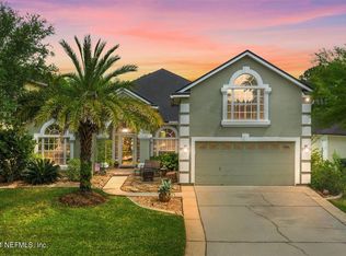 3122 Wandering Oaks Dr, Orange Park, FL 32065