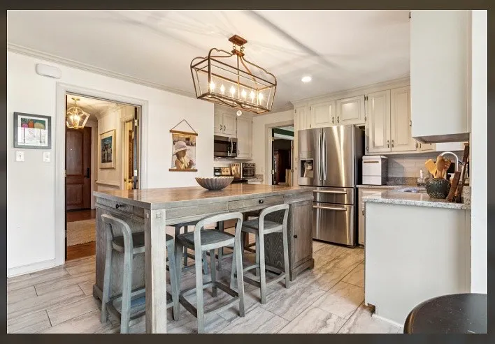300 Fairfax Way — Photo 27