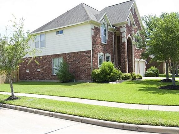 2nd image of 4803 Zachary Ln