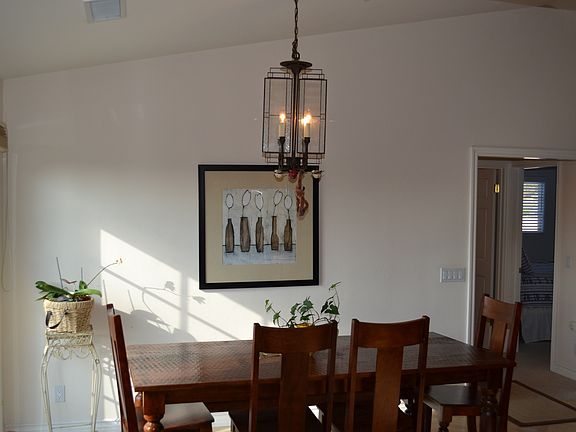 5th image of 1610 Alta Vista Dr
