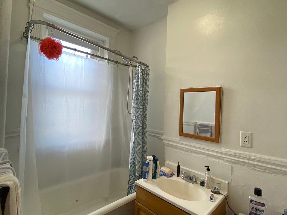 2nd image of 1336 Commonwealth Ave #8