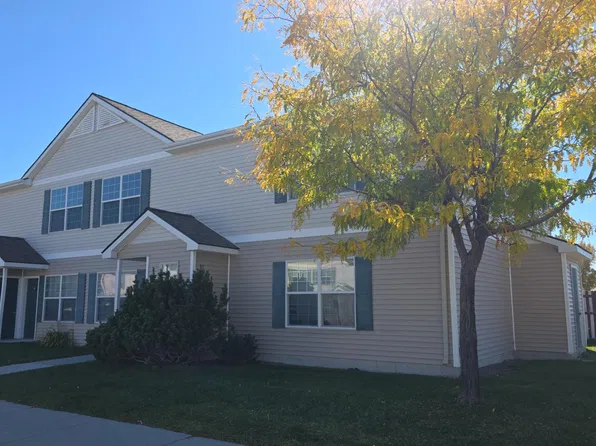 Woodridge Apartments