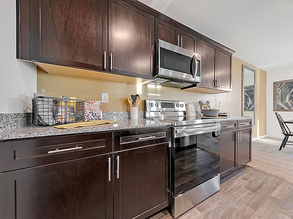 3rd image of 6831 Beautiful Belle St #4XRX3S